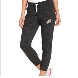 Nike cropped dark grey Jogger Pants large